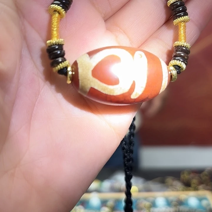 合金颈饰玛瑙/玉髓