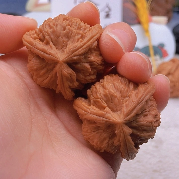 吊坠文玩核桃程*饭三棱