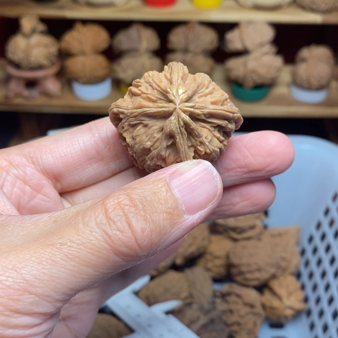 如***生文玩核桃把件文玩