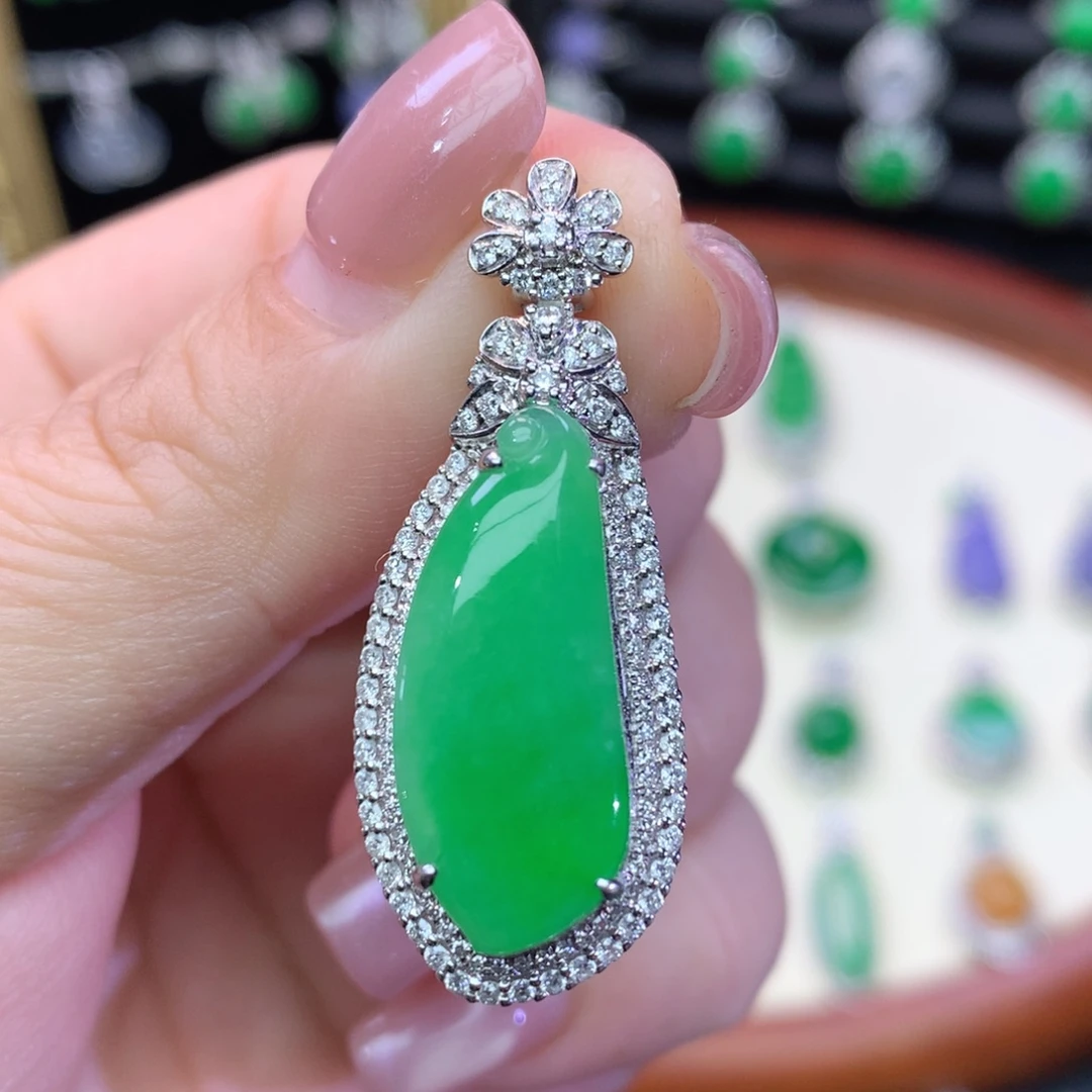 翡翠18K金镶嵌吊坠(不含链)