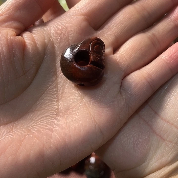 我***客岫岩河磨玉（透闪石质玉）未镶嵌手机链