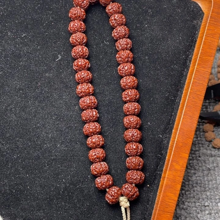 金刚菩提吊坠笑****三凹底红串尺寸 9.5➕