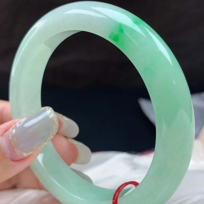 【闪购商品】未镶嵌手镯翡翠96406，