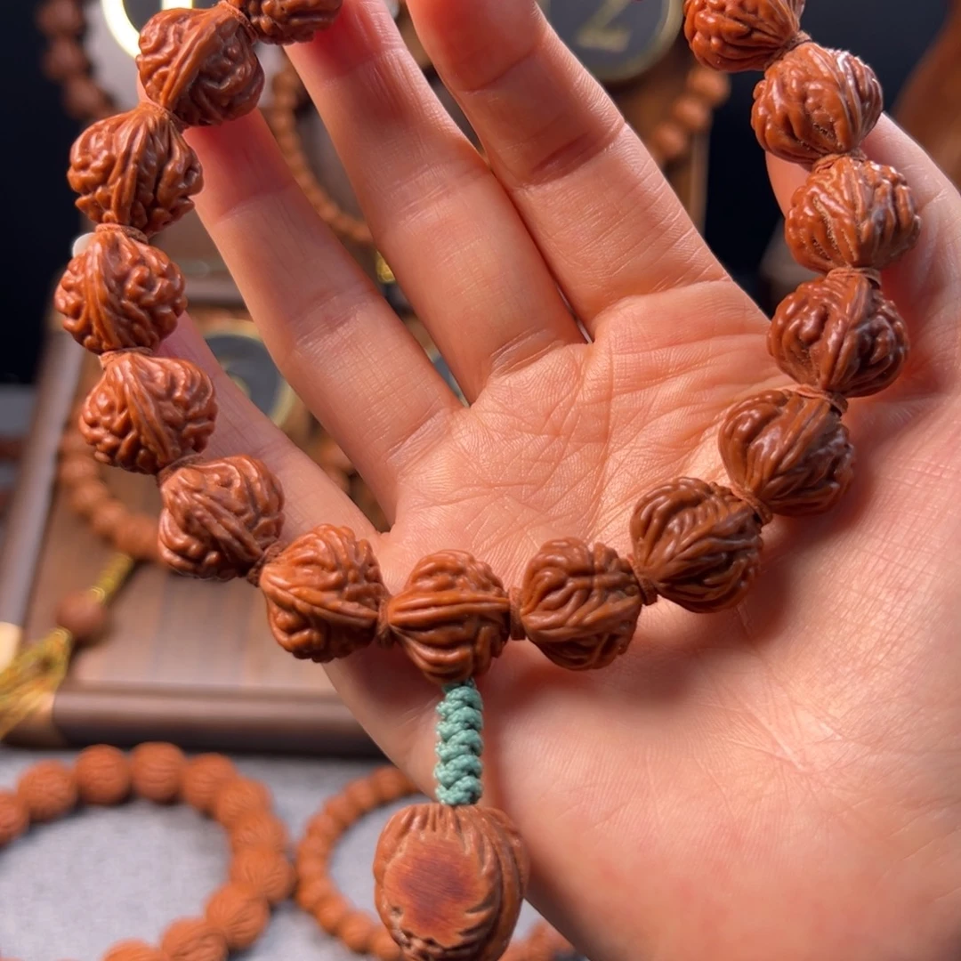 江***曦桃核吊坠16野生红魔现货