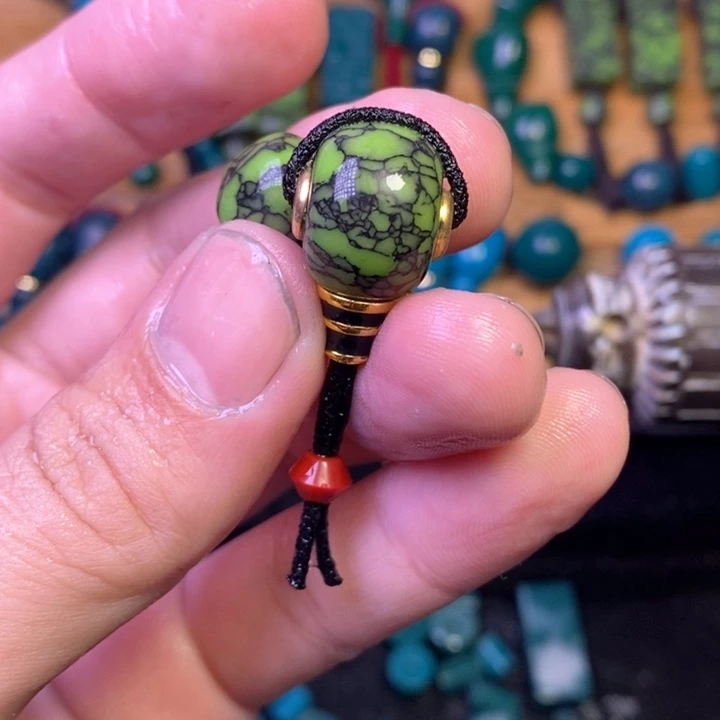 大****玻璃颈饰对孔12法王三通，卡10老型