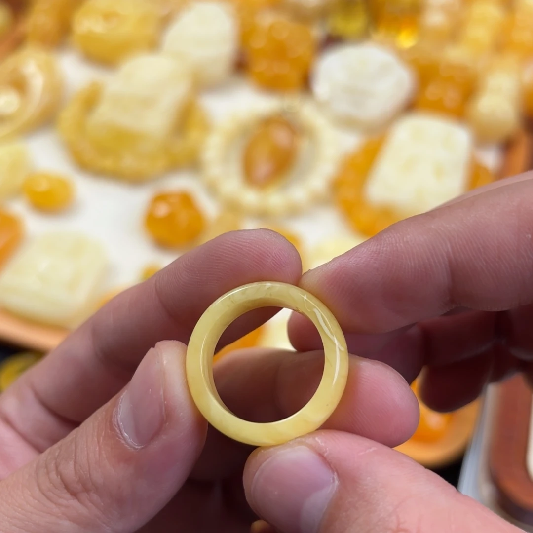 蜜蜡未镶嵌裸石戒指