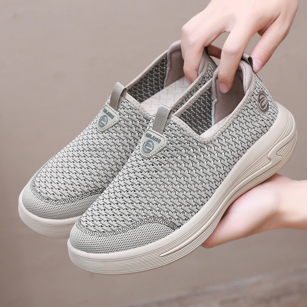 布瑞京老北京布鞋男网鞋夏季透气镂空一脚蹬超轻底防滑爸爸健步鞋