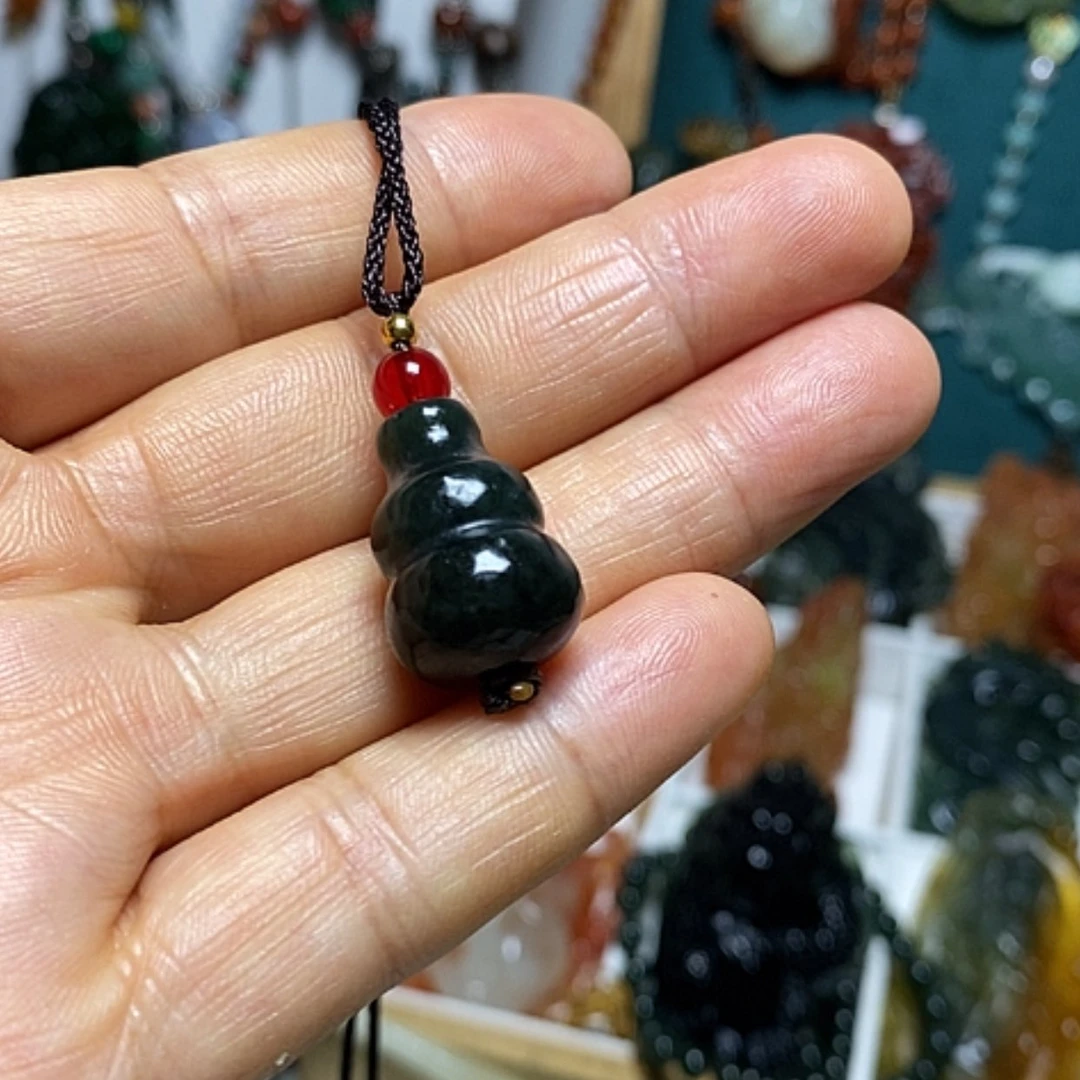 【闪购商品】翡翠未镶嵌吊坠(赠链)