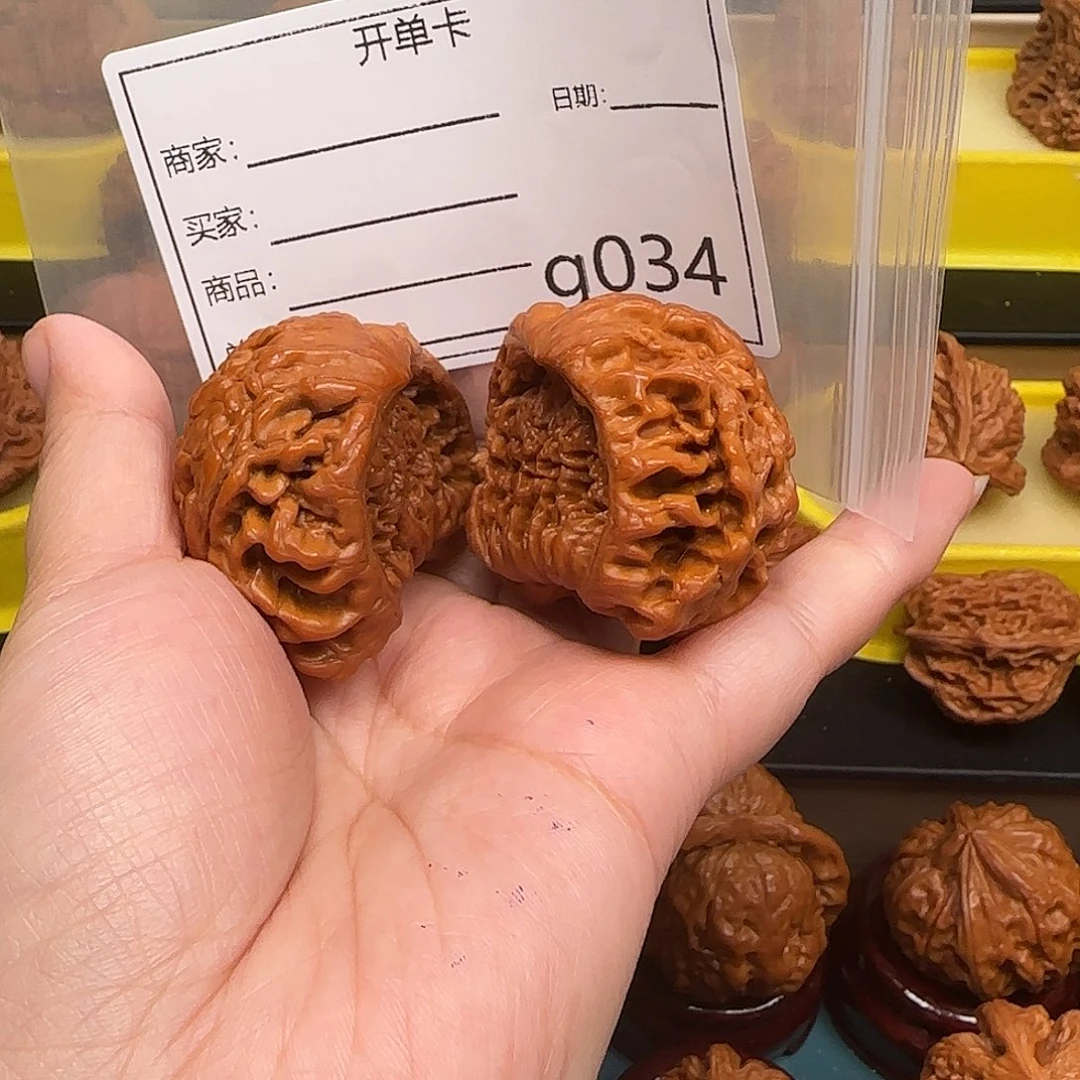包***包猴头核桃吊坠文玩