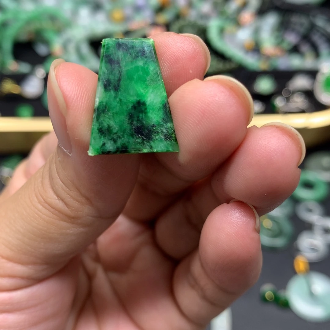 吊坠(不含链)未镶嵌翡翠有纹裂
