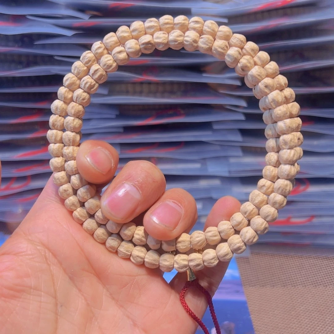 柏香籽/百香籽吊坠不**桐