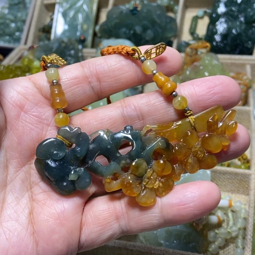 【闪购商品】未镶嵌蛇纹石玉颈饰