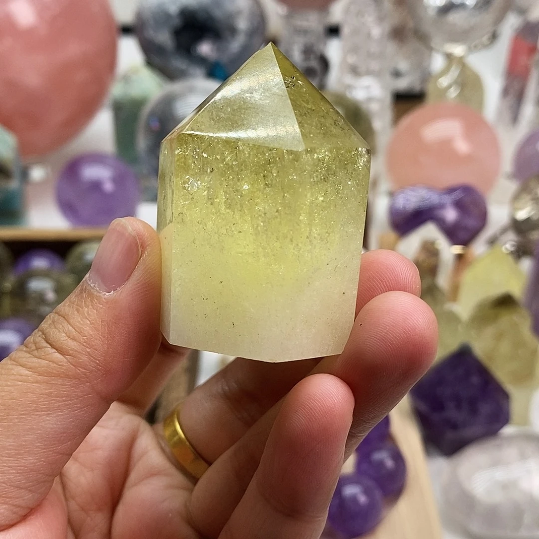 珠宝半成品水晶未镶嵌