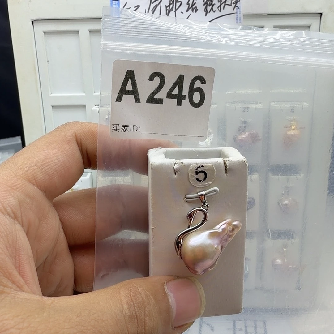 颈饰合金淡水珍珠