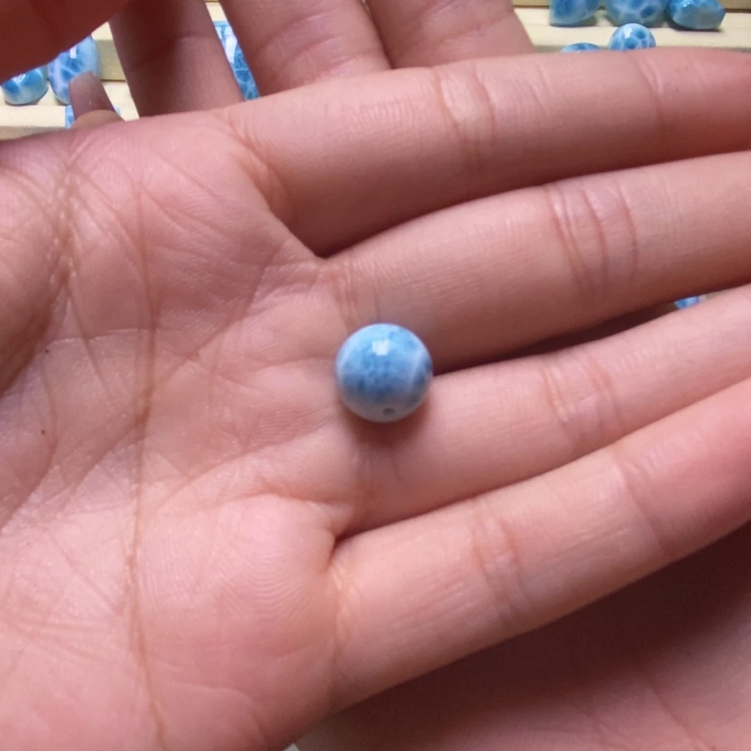 薇***>针钠钙石（海纹石）未镶嵌颈饰