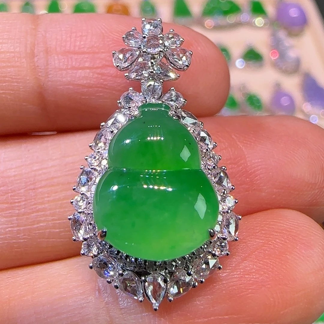 翡翠18K金镶嵌吊坠(不含链)