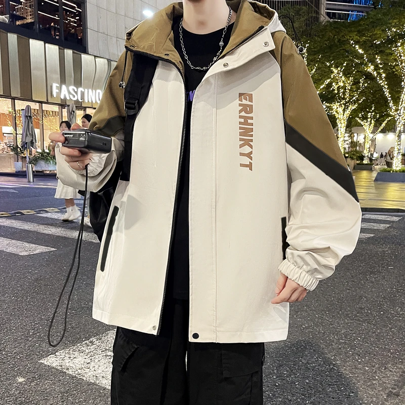 2025秋季青少年连帽男士夹克港风潮流学院风百搭宽松帅气学生外套