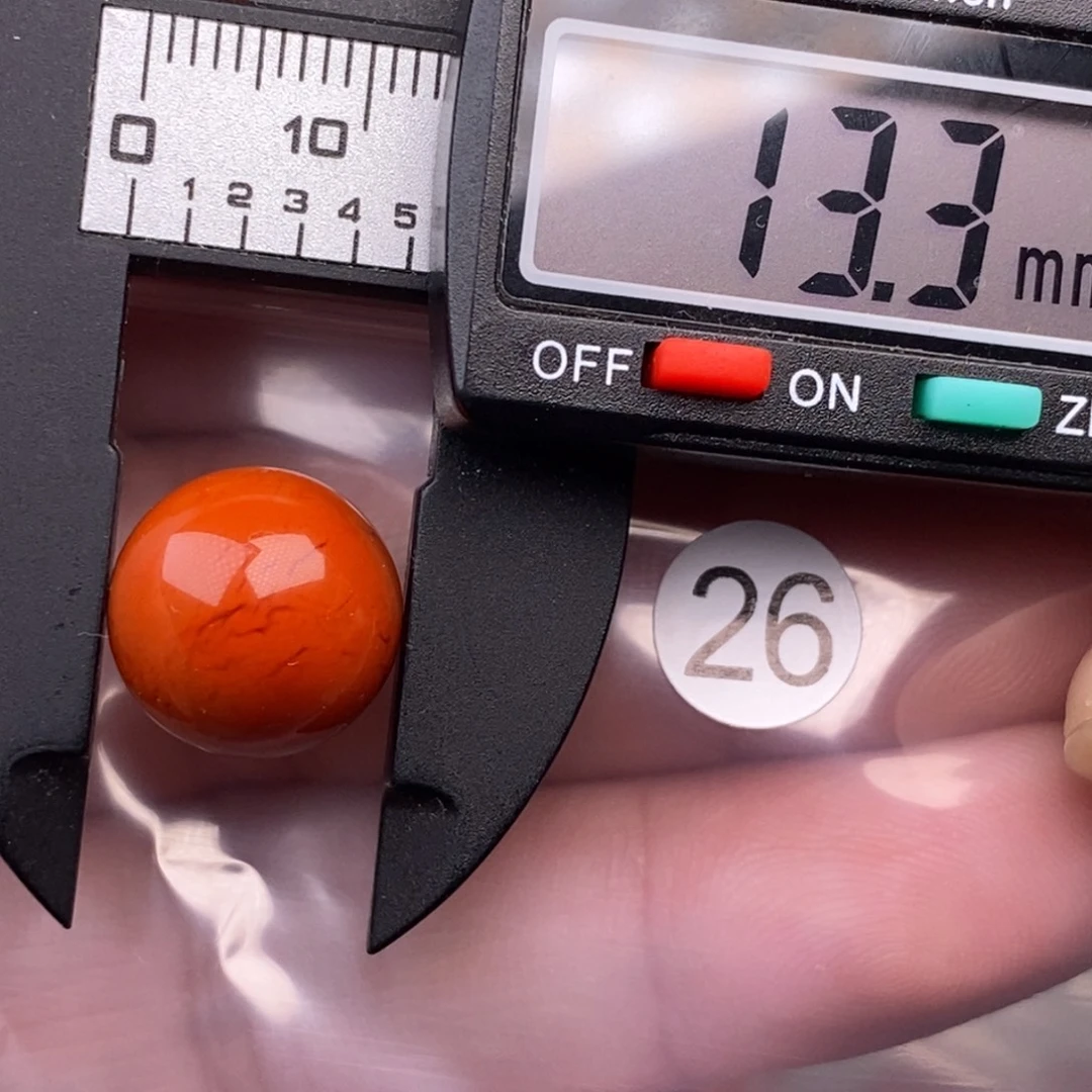 醒***梦南红玛瑙未镶嵌配饰有瑕疵