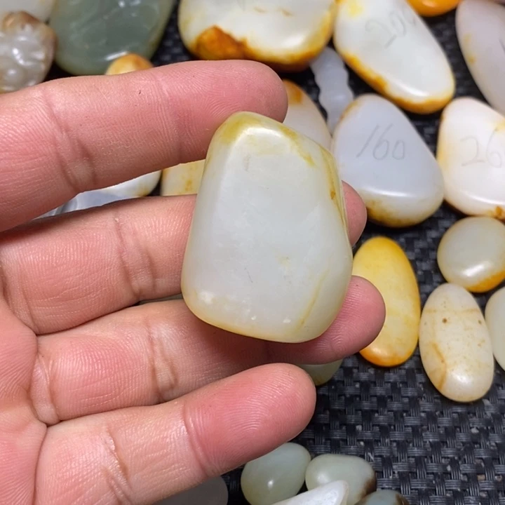 和田玉（白玉）珠宝奇石未镶嵌