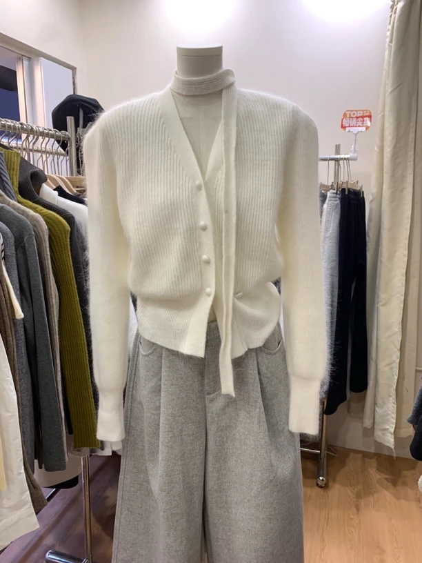 开衫款纯色毛针织衫气质针织衫秋季显瘦短款时尚浣熊毛兔毛