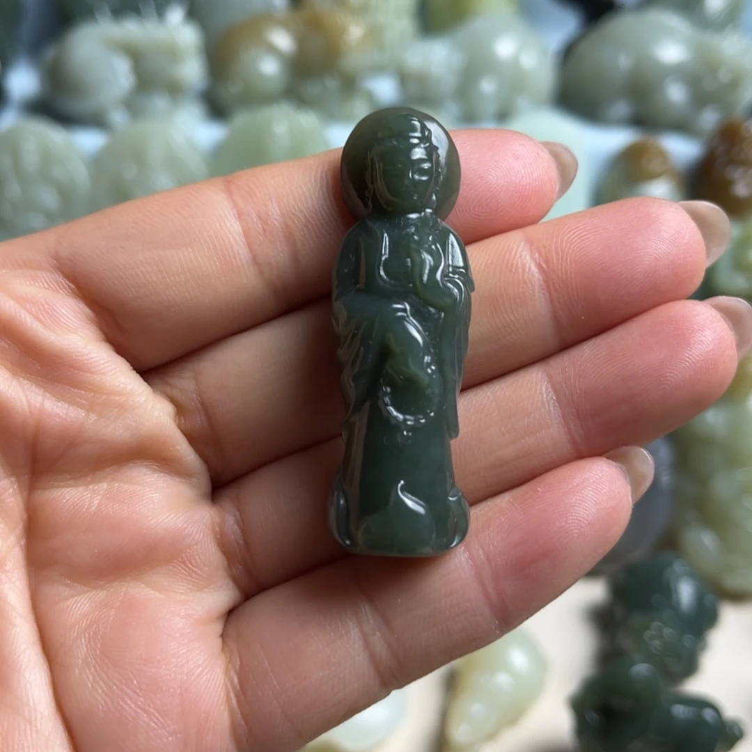 和田玉未镶嵌挂件