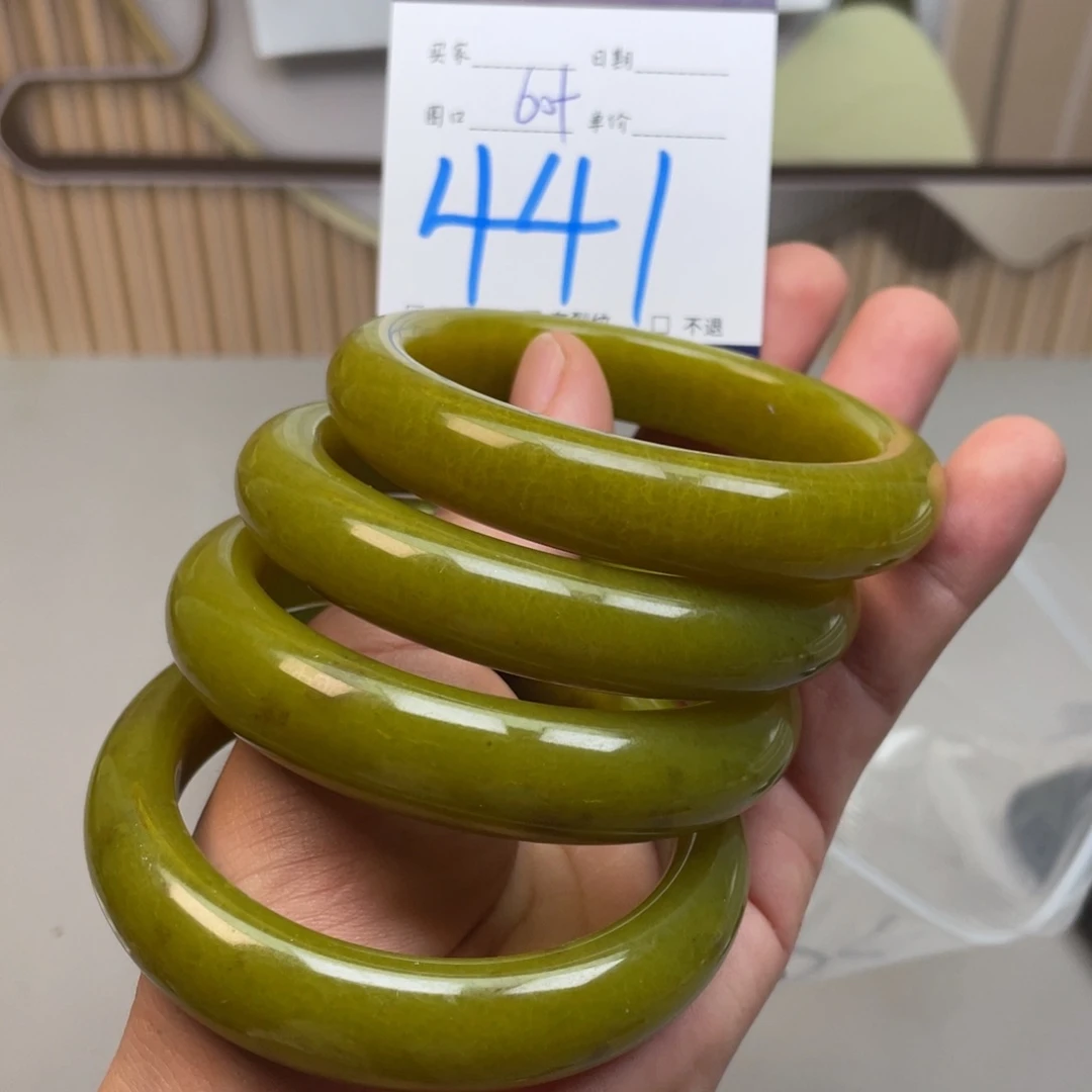 岫玉手镯手镯未镶嵌多样性发货发一件