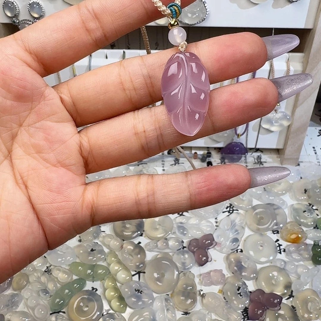 玛瑙/玉髓颈饰未镶嵌筱*