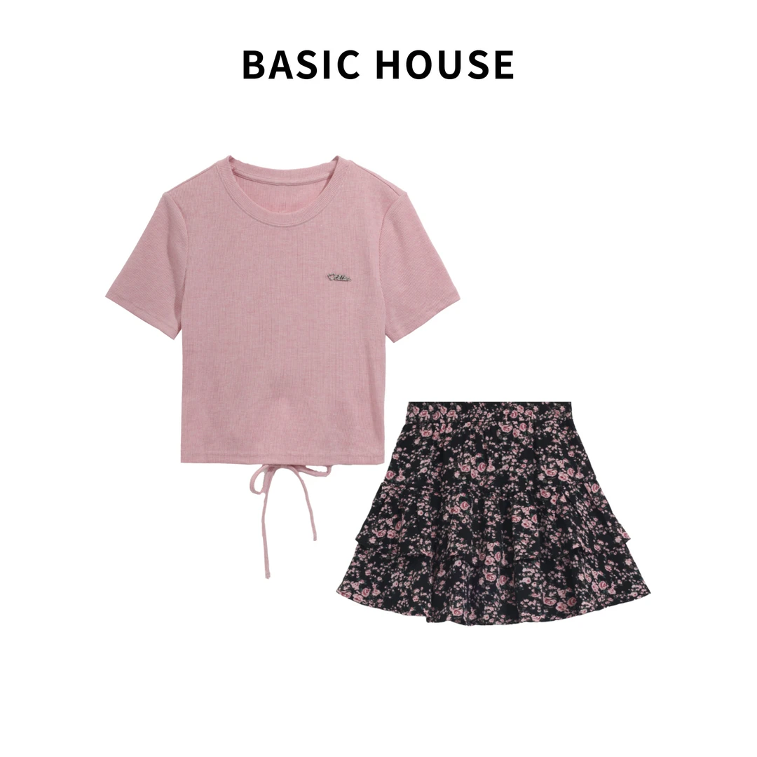 Basic House/百家好时尚显瘦气质针织减龄短袖碎花半裙套装R602