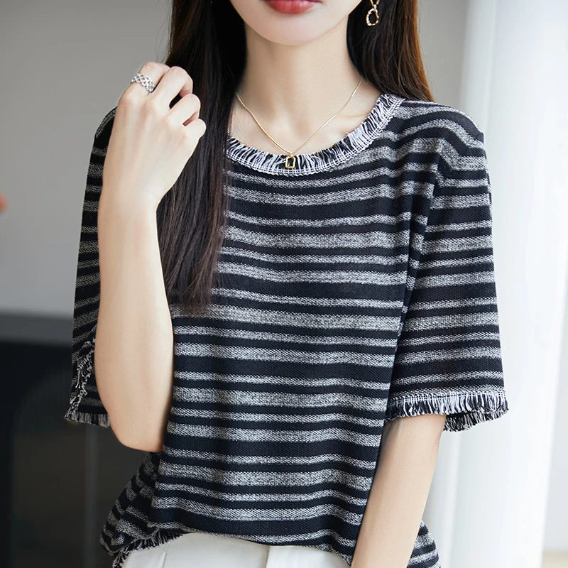 圆领女时尚打底衫夏季夏季女士天丝亚麻上衣显瘦毛针织衫女装条纹