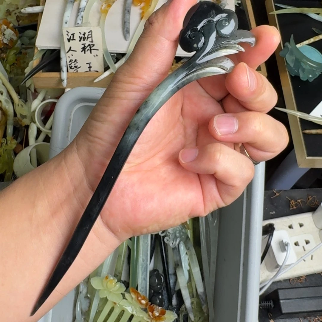 蛇纹石玉未镶嵌发饰