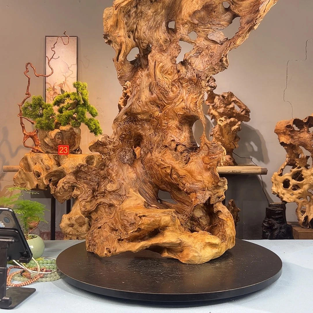 唐***珊香榧木根雕摆件777777777