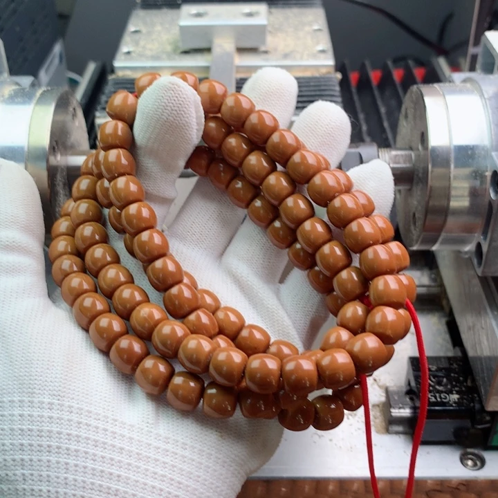 猴头核桃手串轻微微瑕直切脖挂（黑点）9.8mm