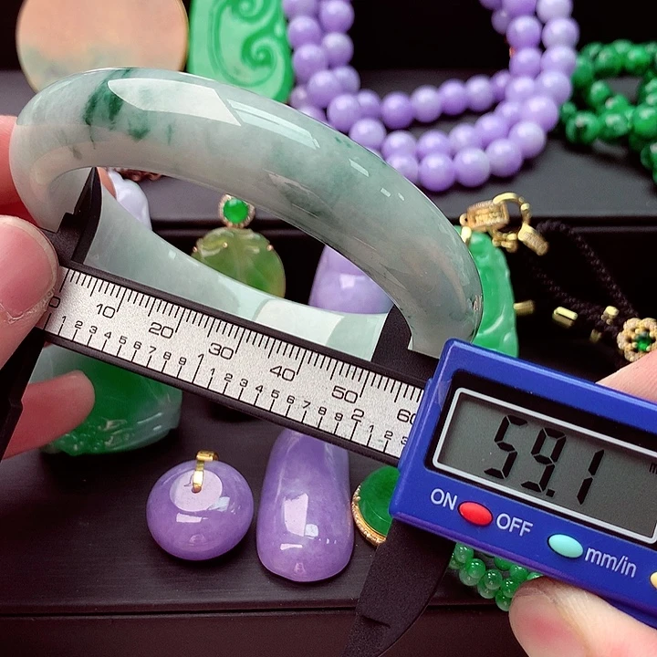 未镶嵌手镯翡翠A货