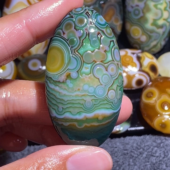 玛瑙/玉髓珠宝奇石未镶嵌