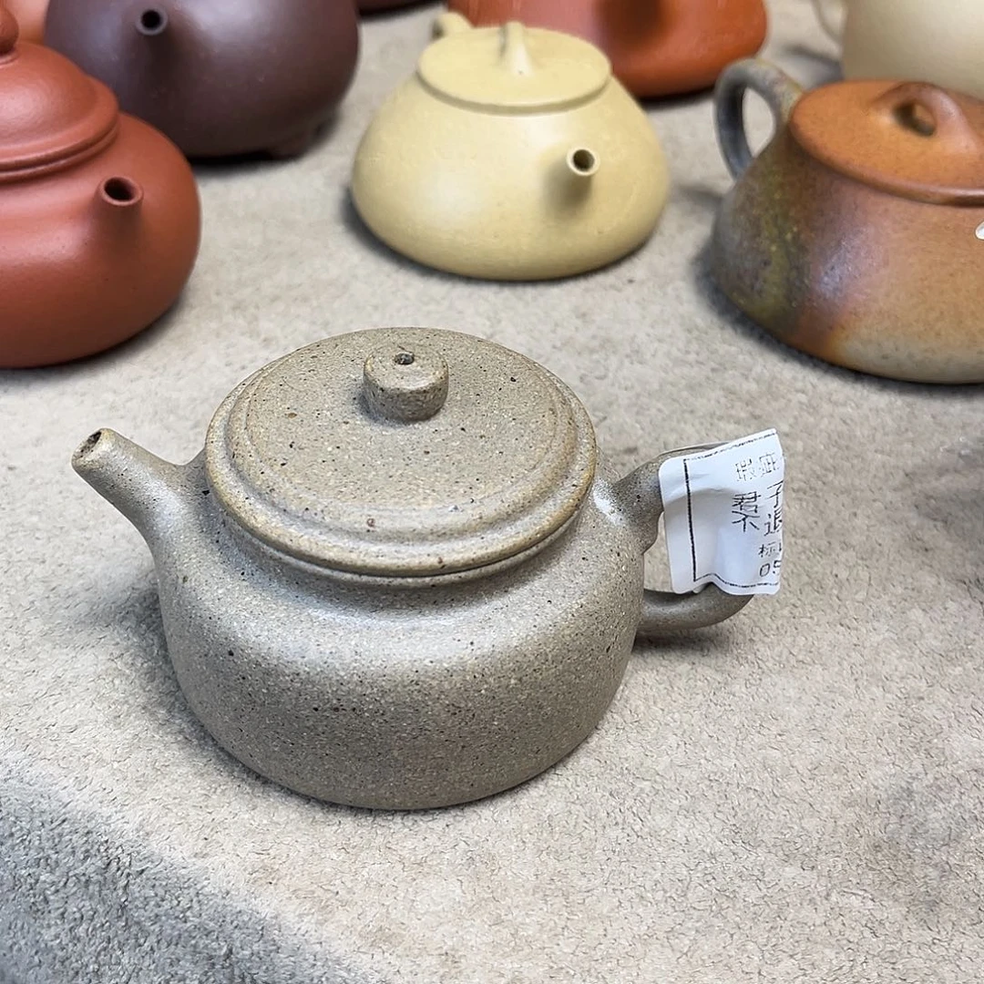 茶壶紫砂瑕疵放漏