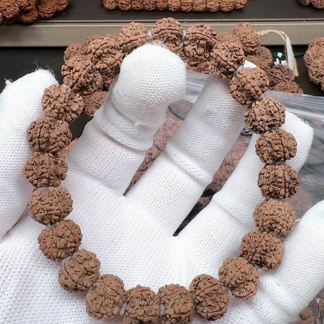 金刚菩提手串L*p12龙骨梅花