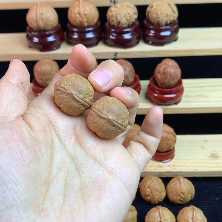 吊坠文玩核桃龙珠