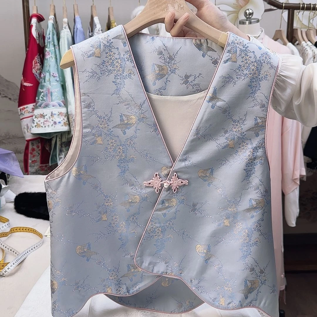 刺绣24.真丝苏绣四季款马甲