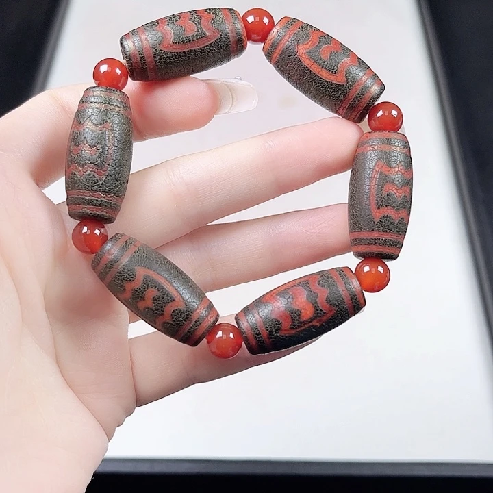 玛瑙/玉髓大鹏手串未镶嵌