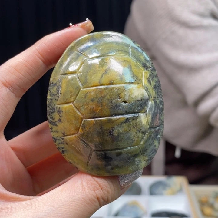 岫岩河磨玉（透闪石质玉）颈饰未镶嵌