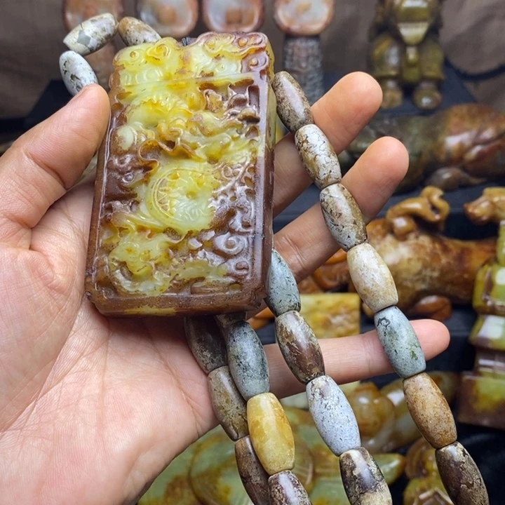 玛瑙/玉髓未镶嵌颈饰