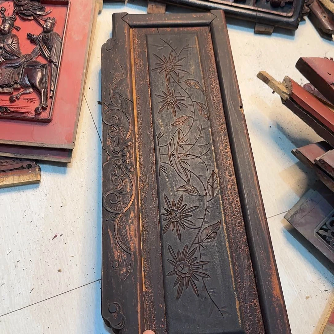 木冷****?老木雕艺术的设计风格