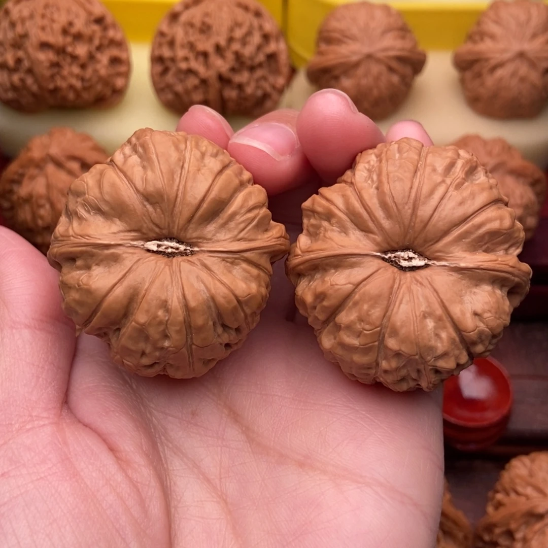 @***o文玩核桃把件精品老树南瓜42