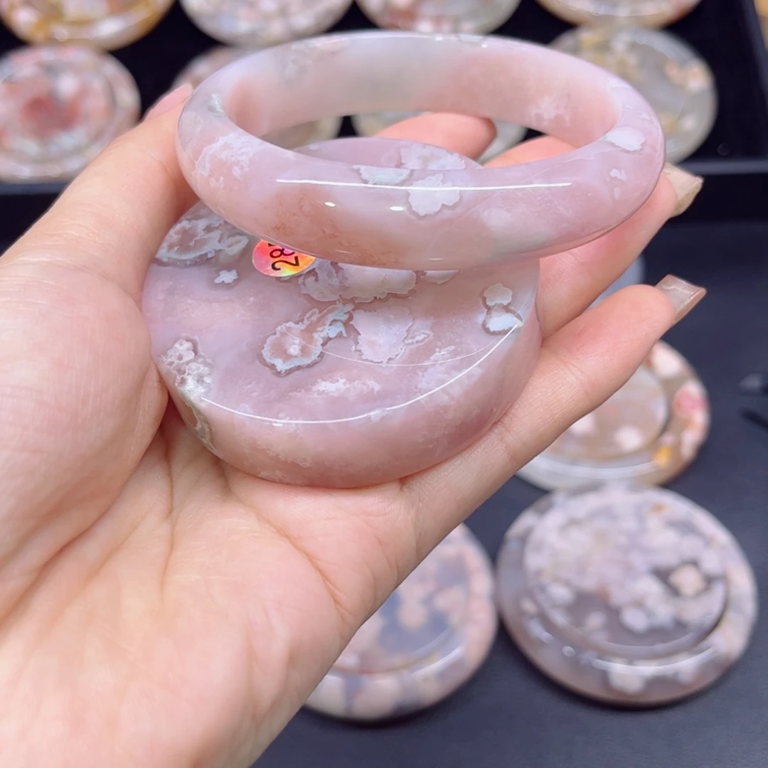 偷***猫手镯玛瑙/玉髓未镶嵌62