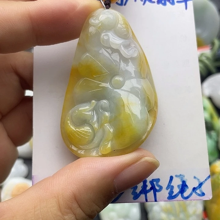 翡翠未镶嵌颈饰天然翡翠