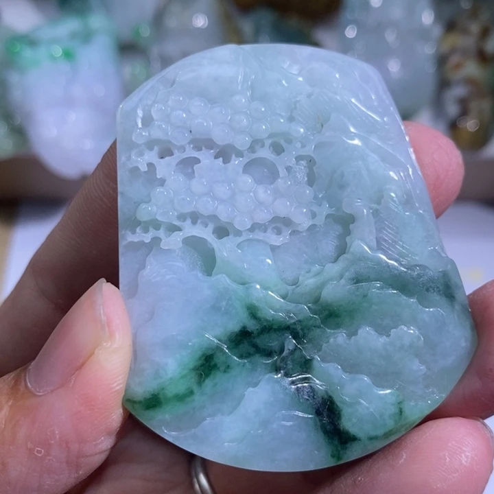 【闪购商品】颈饰未镶嵌翡翠山水