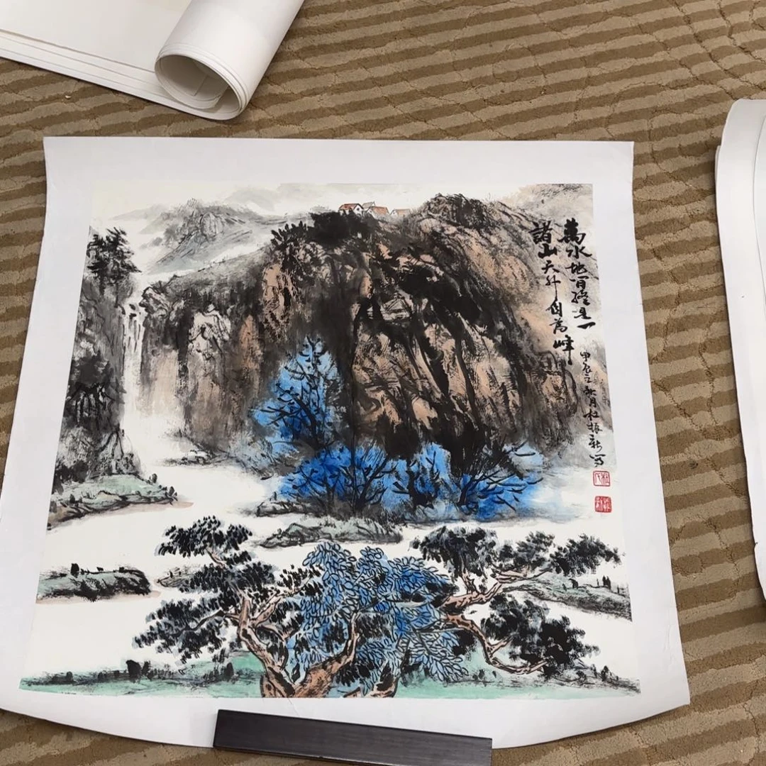 国画花鸟等图案为一体的