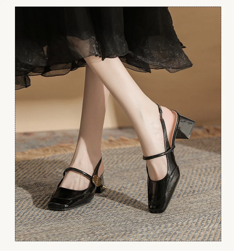 2025年夏季新款法式高跟包头凉鞋浅口女鞋小众配裙子粗跟银色单鞋