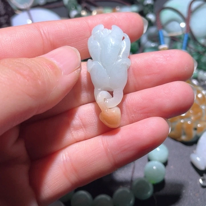 【闪购商品】翡翠颈饰未镶嵌天然翡翠