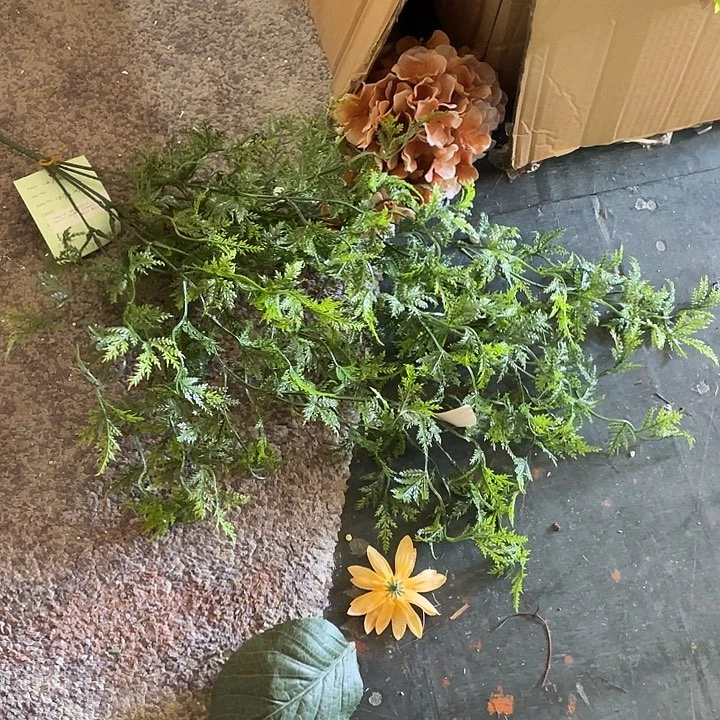 陶瓷花瓶，部分微瑕